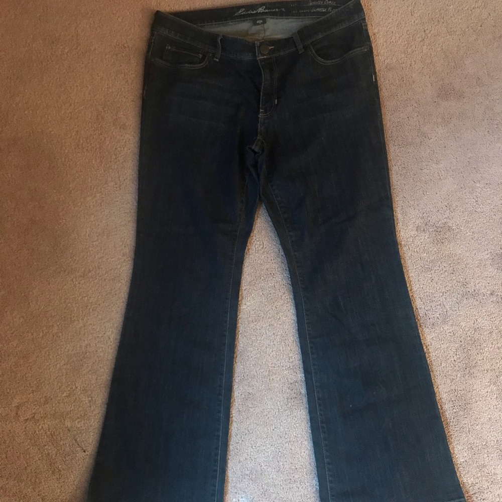 Eddie Bauer signature curvy, slightly flare jeans